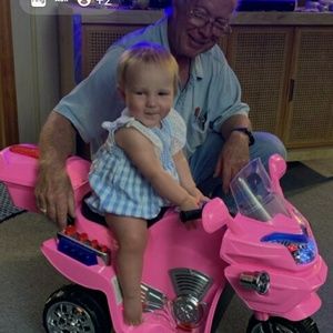 Meet your Posher, Charlotte